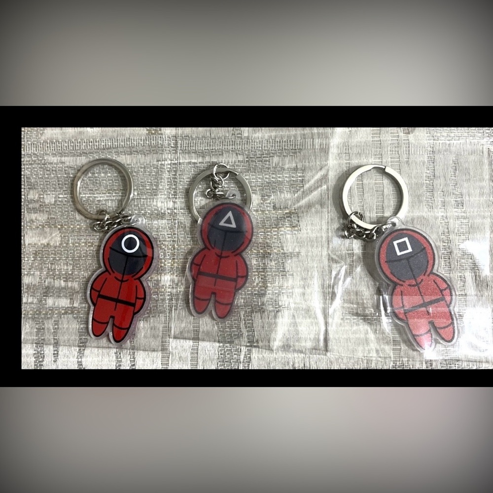 (12) New Acrylic SQUID GAME Keychains 
Circle, Square & Triangle 2"